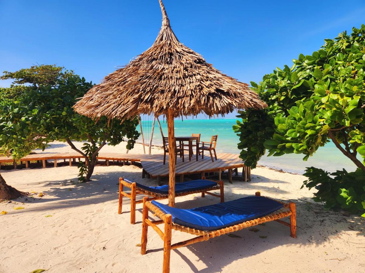 Almas Beach Boutique Hotel Makunduchi Extérieur photo