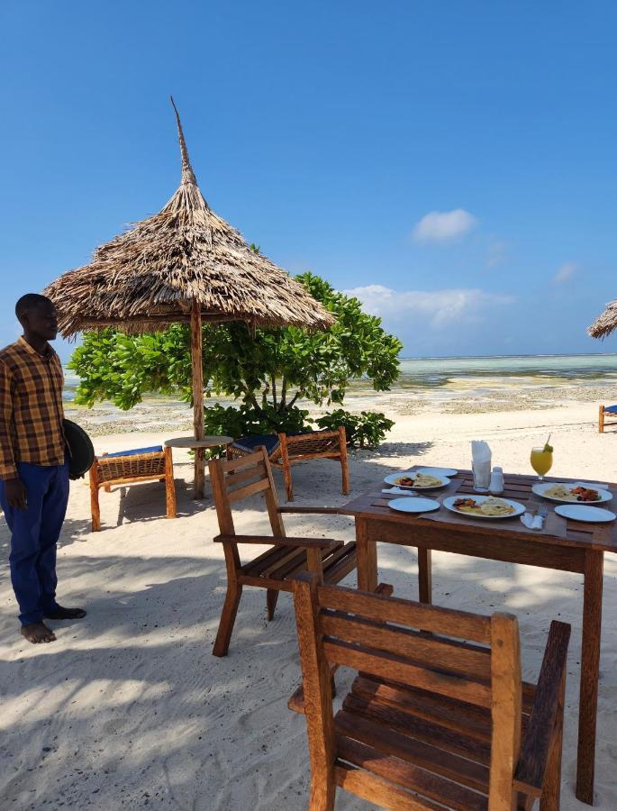 Almas Beach Boutique Hotel Makunduchi Extérieur photo