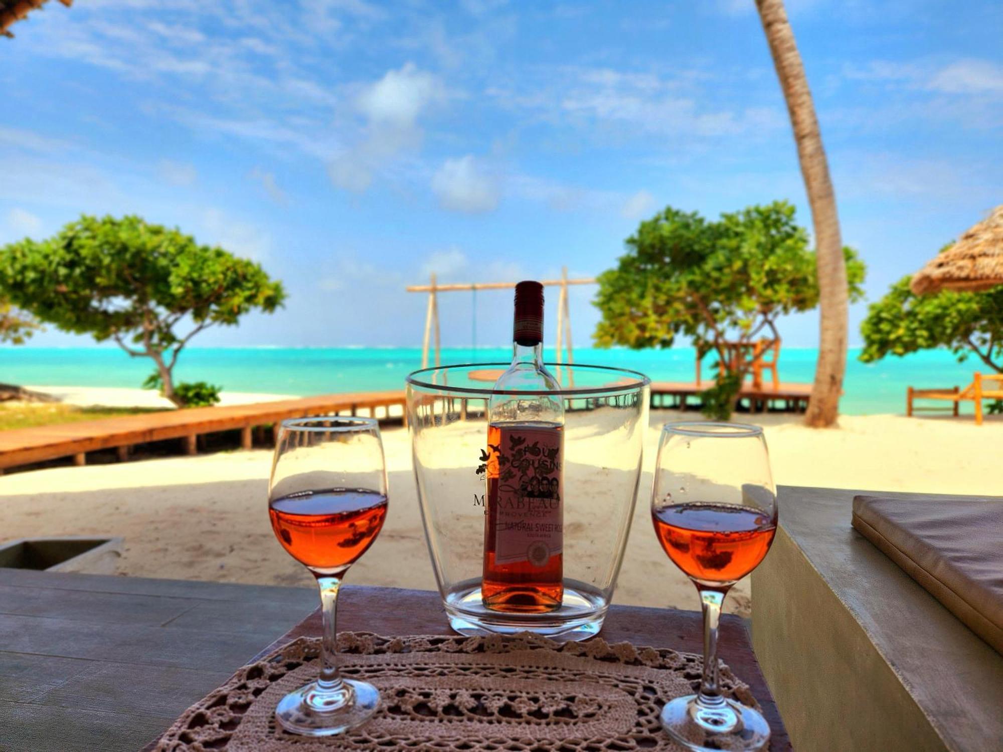 Almas Beach Boutique Hotel Makunduchi Extérieur photo